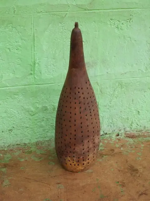 zinzal dee da zimgɨ shwi.